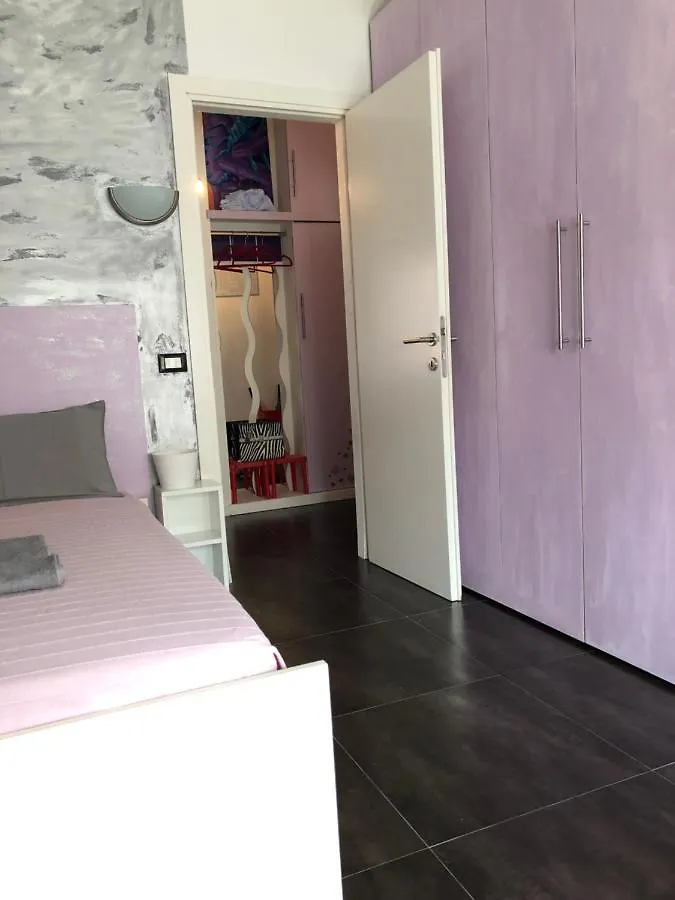 Appartamento La Casa Colorata Pisa 0*,  Italia