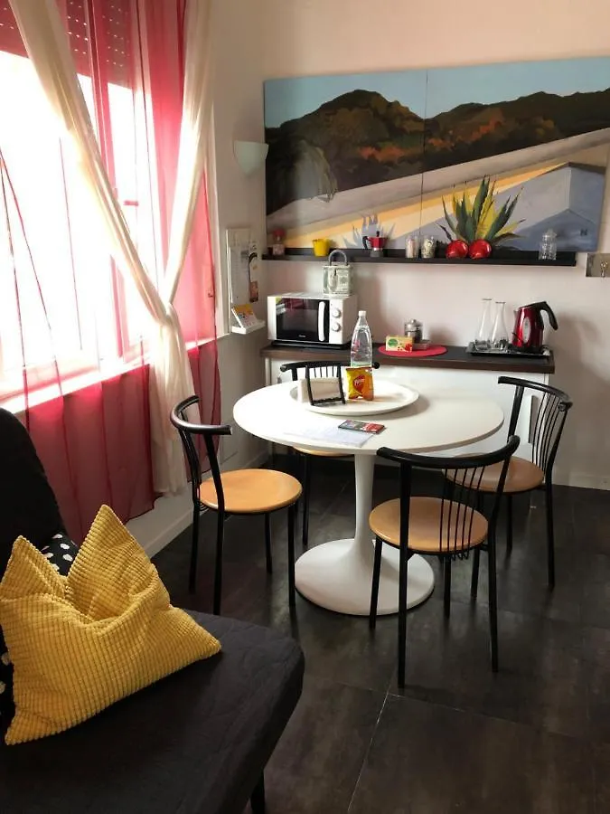 La Casa Colorata Apartment Pisa Italy